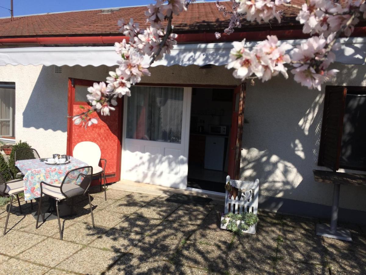 Mandula Haz Hotel Veszprém Екстериор снимка