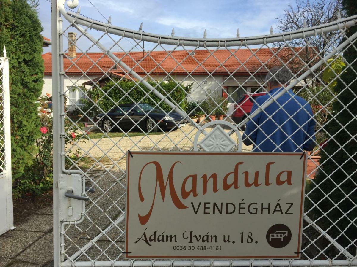 Mandula Haz Hotel Veszprém Екстериор снимка